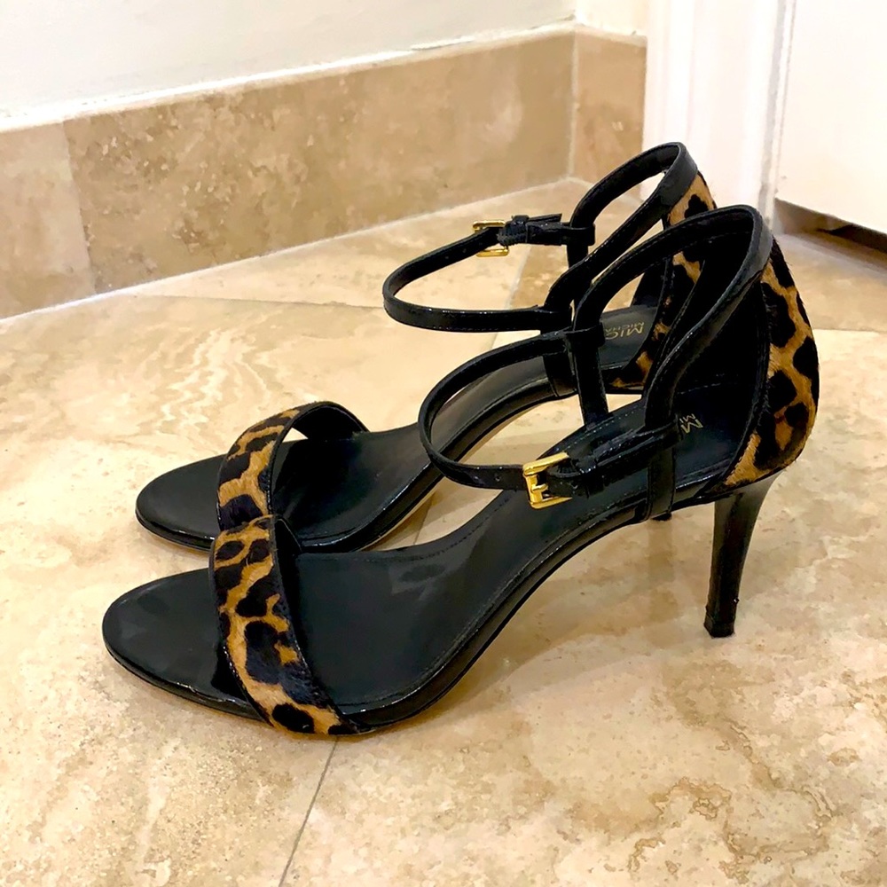 Michael Kors patent and leopard sandals size 7